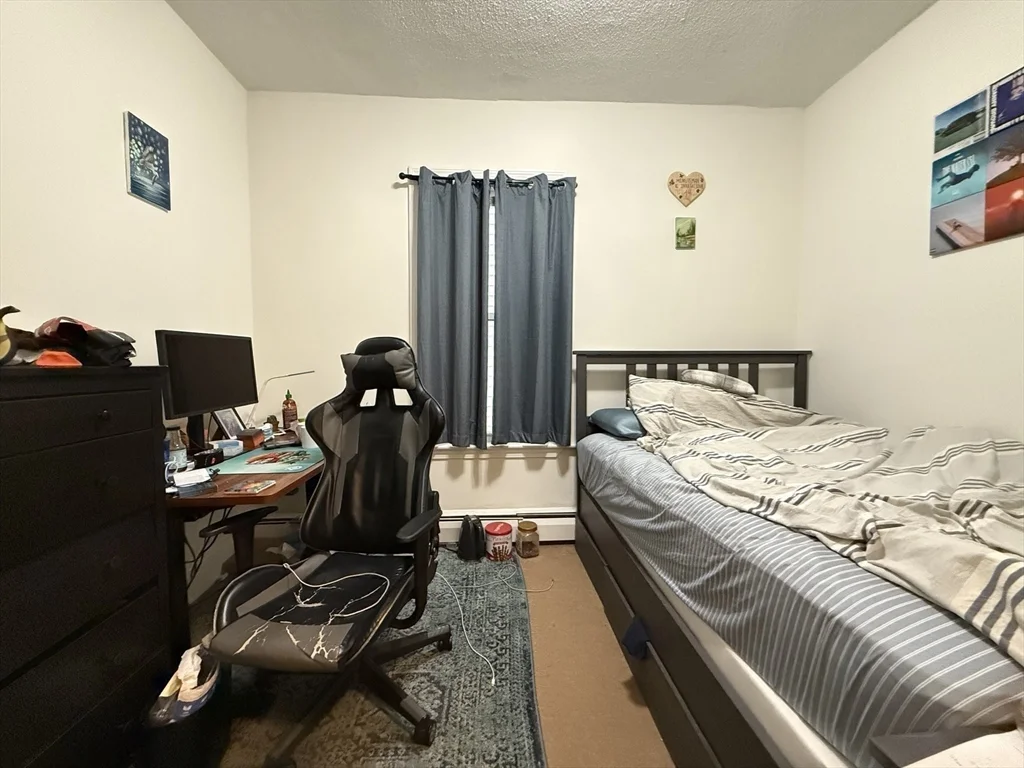 235 Charles St, East Cambridge