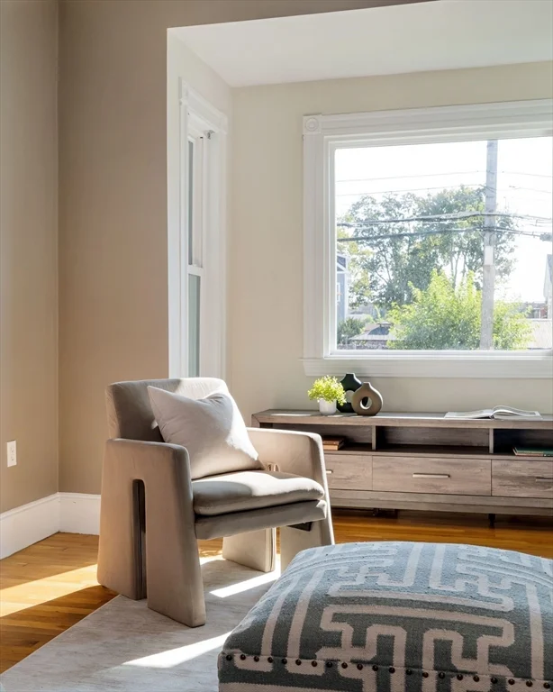 87 College Ave, Medford