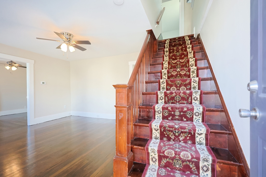 30 Lawrence St, Milford