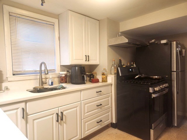 30 Emmons St, Franklin