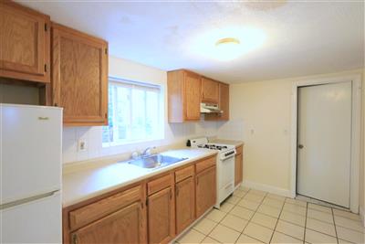 128 Pine St, The Port