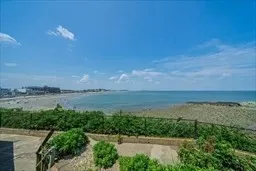 35 Oceanside Dr, Hull