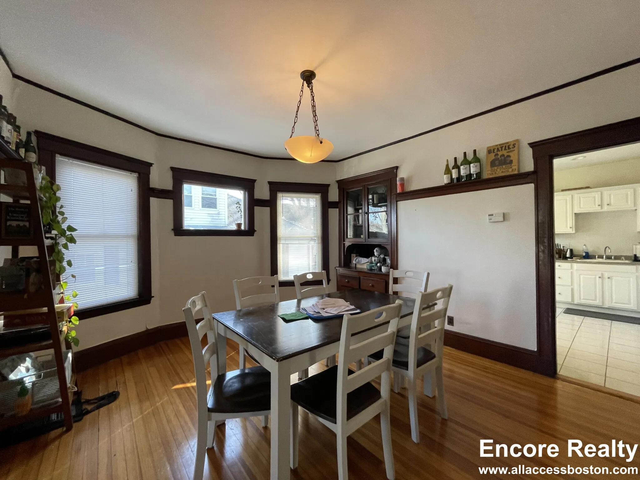 56 Hobson St, Oak Square