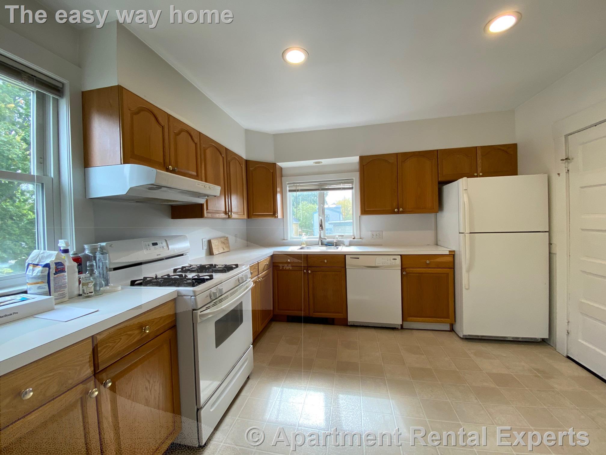 124 Garden St, Huron Village