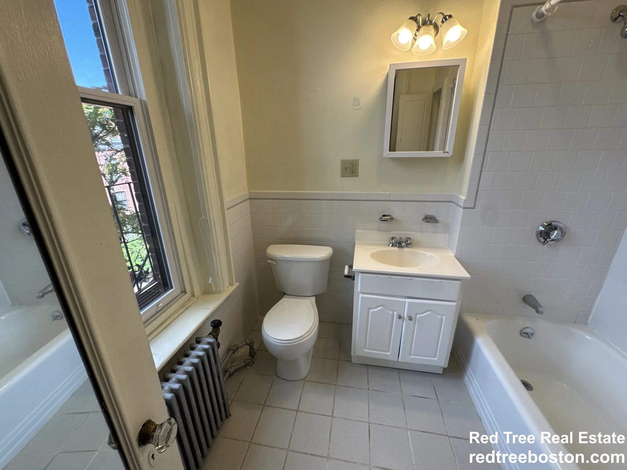 379 Commonwealth Ave, Back Bay