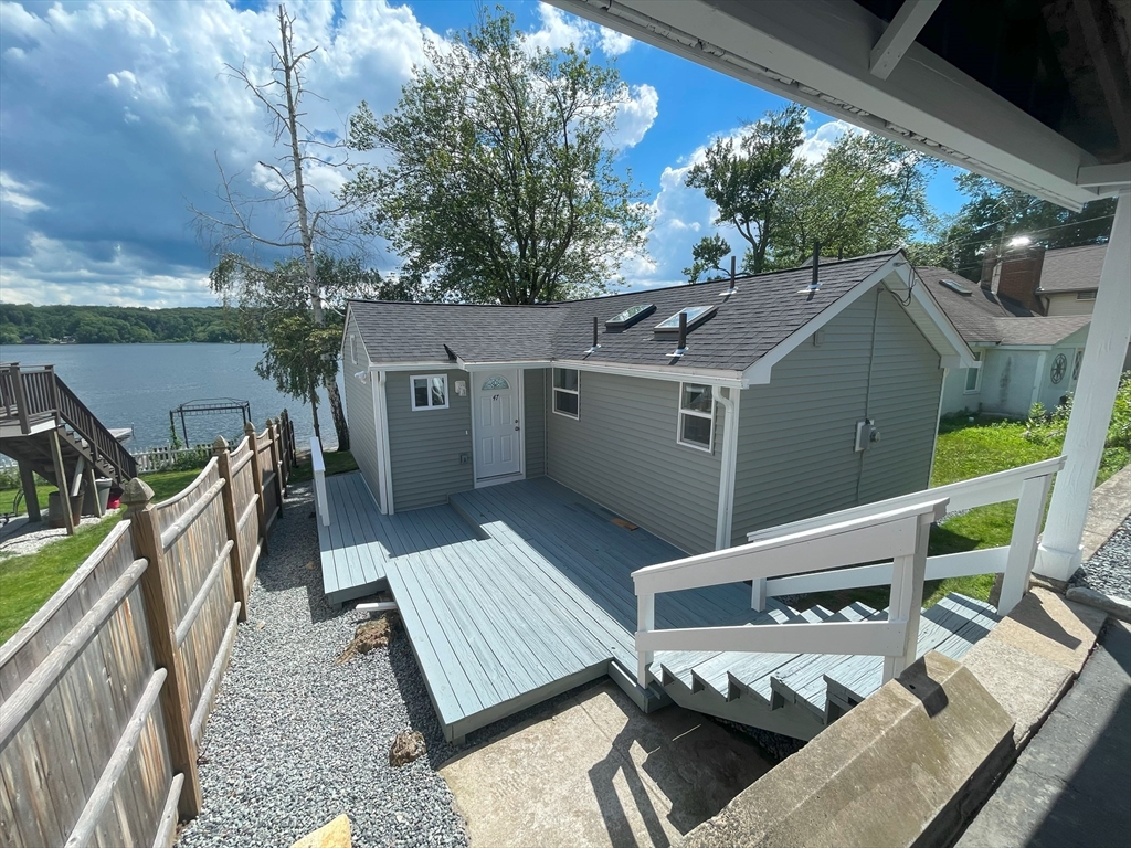 47 Lakeshore Dr, Marlborough