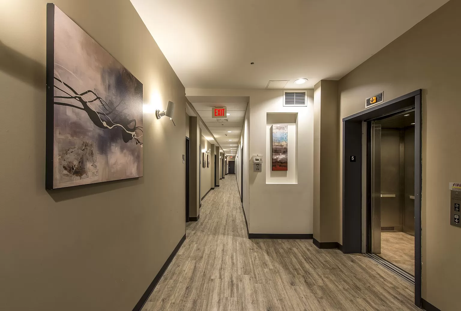 3 bed, 1 bath apartment for rent at 160 East Berkeley St Unit 318, South End — photo 3 of 8