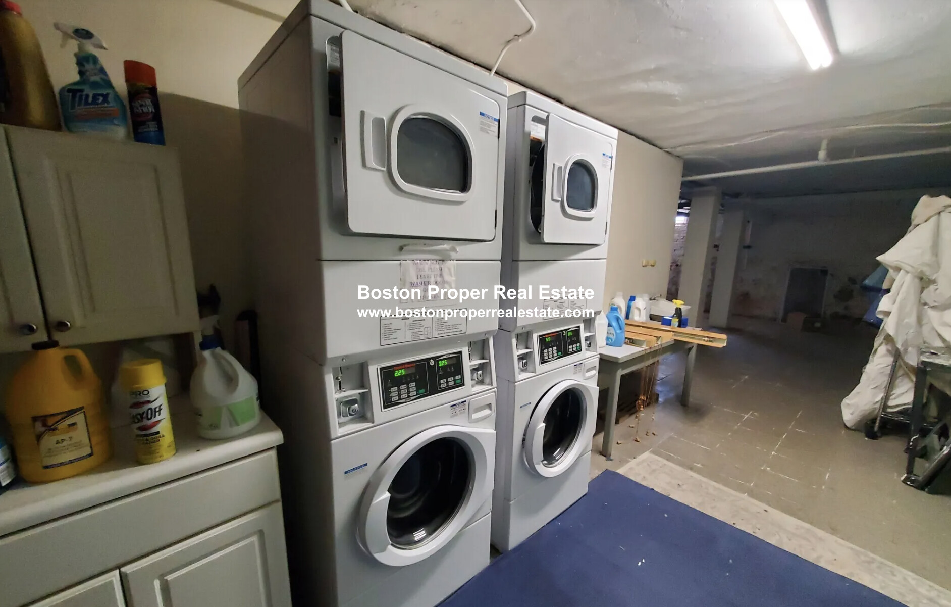 1748 Beacon St, Brookline