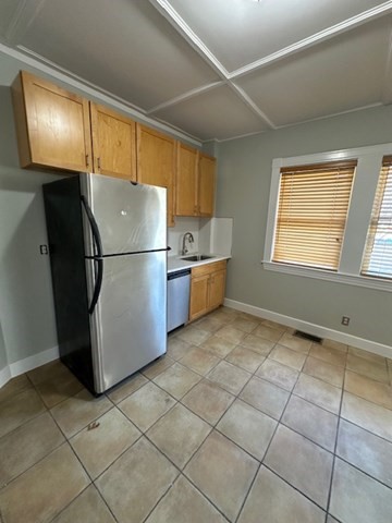 46 Lawrence St, Medford