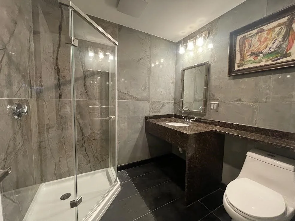 1028 Commonwealth Ave, Fenway