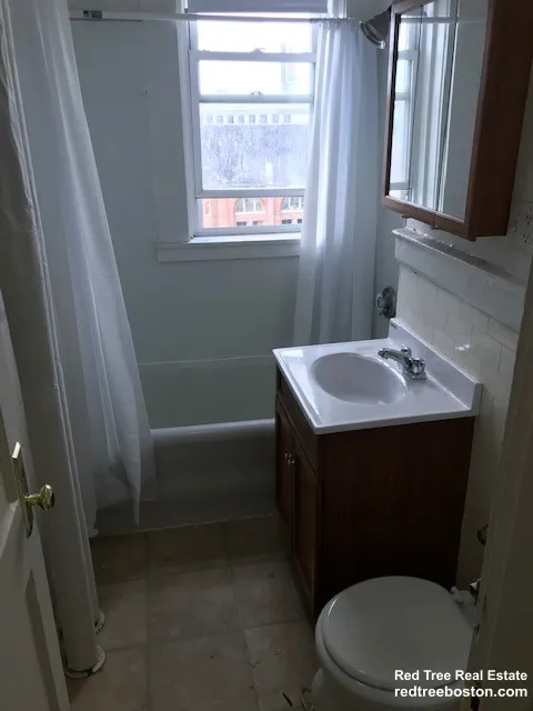 1171 Boylston St, Fenway