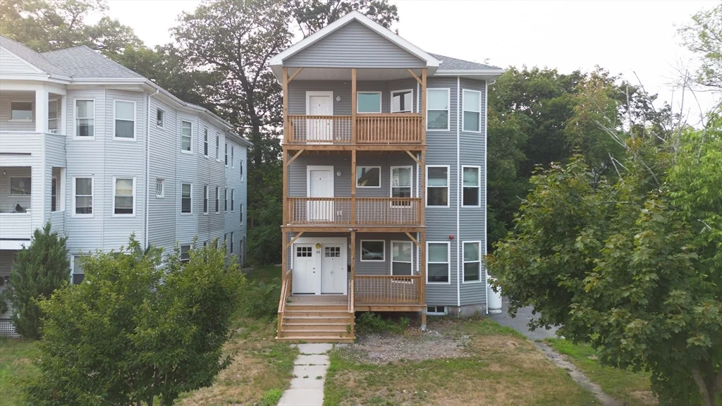 99 June St, Worcester