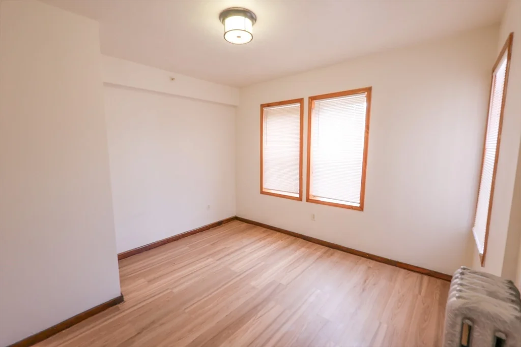 100 Seaver St, Dorchester