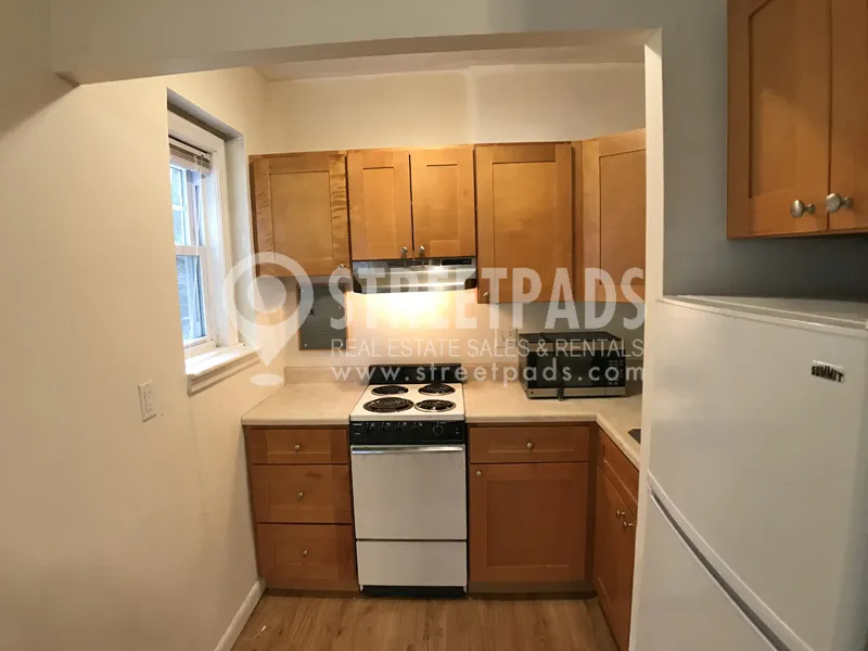 2018 Commonwealth Ave, Brighton