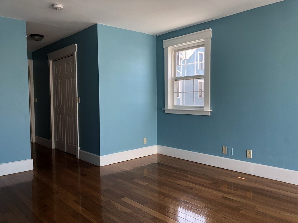 39 Magazine St, Roxbury