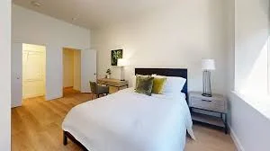 1079 Commonwealth Ave, Allston