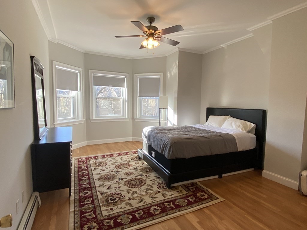 3 split bed, 2 bath apartment for rent at 318 Tappan St Unit 1, Brookline Village — photo 10 of 16
