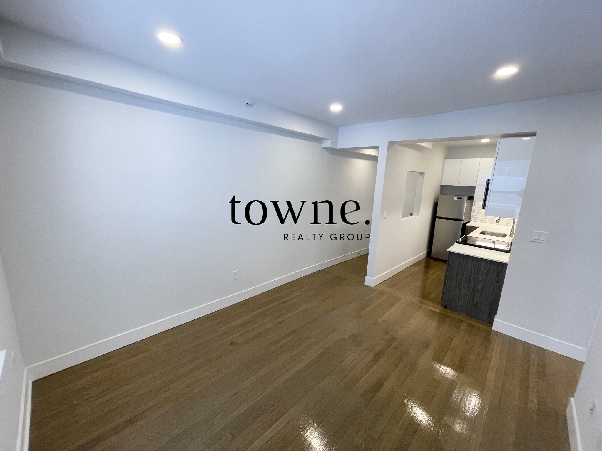 11 Peterborough St, Fenway