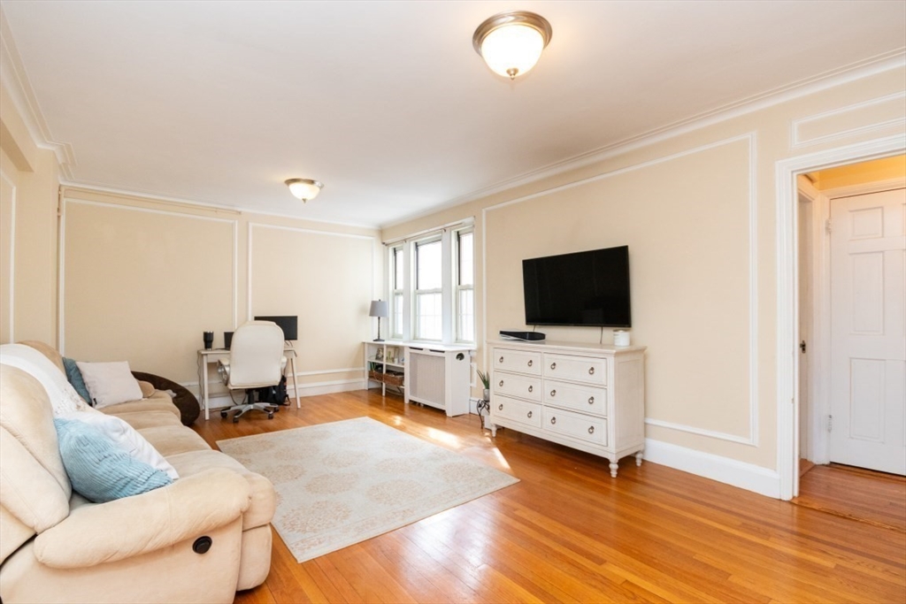 1450 Beacon St, Boston