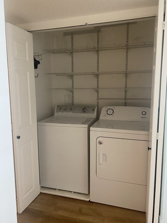 18 Walden Dr, Natick