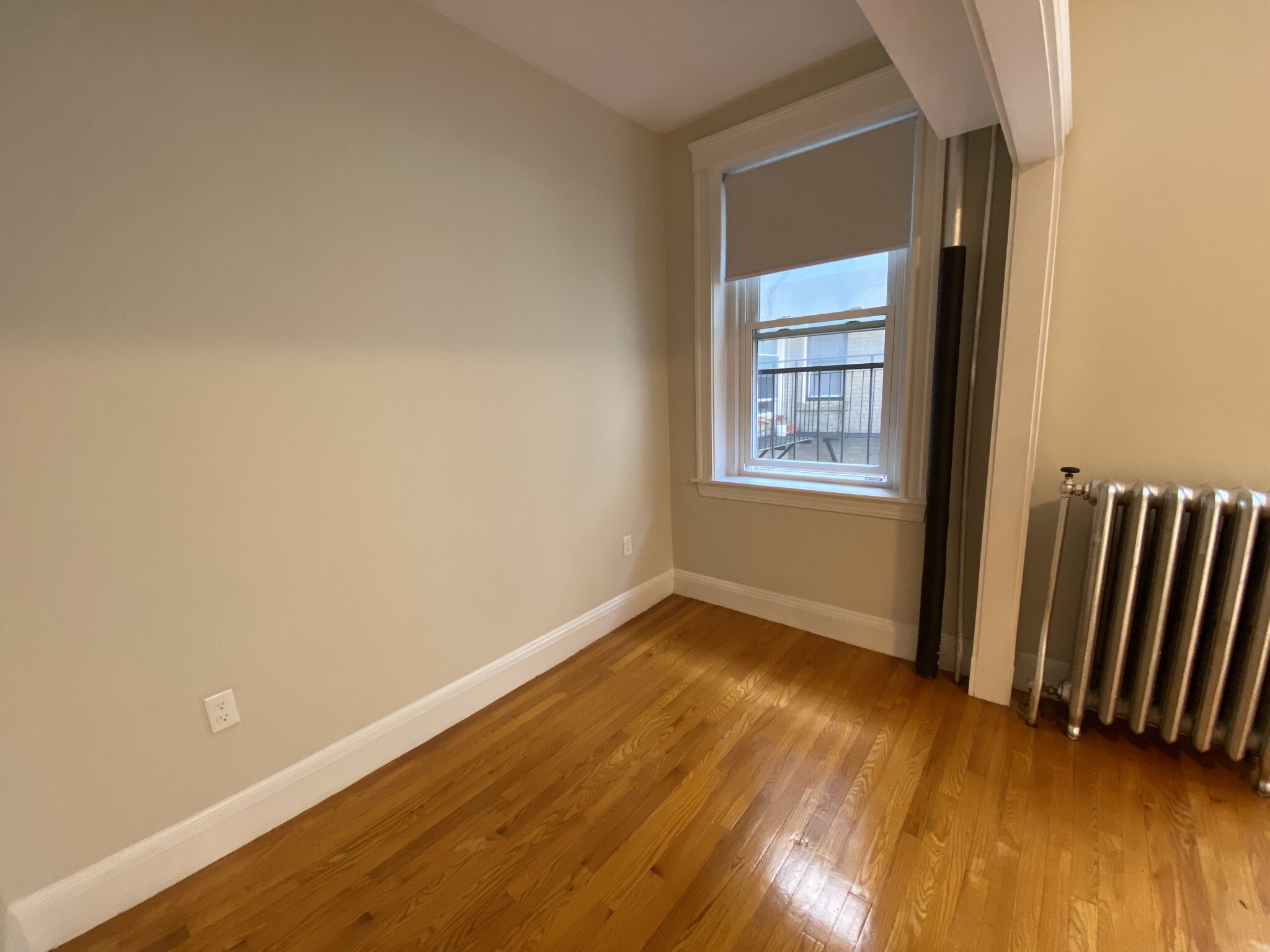 1940 Commonwealth Ave, Brighton