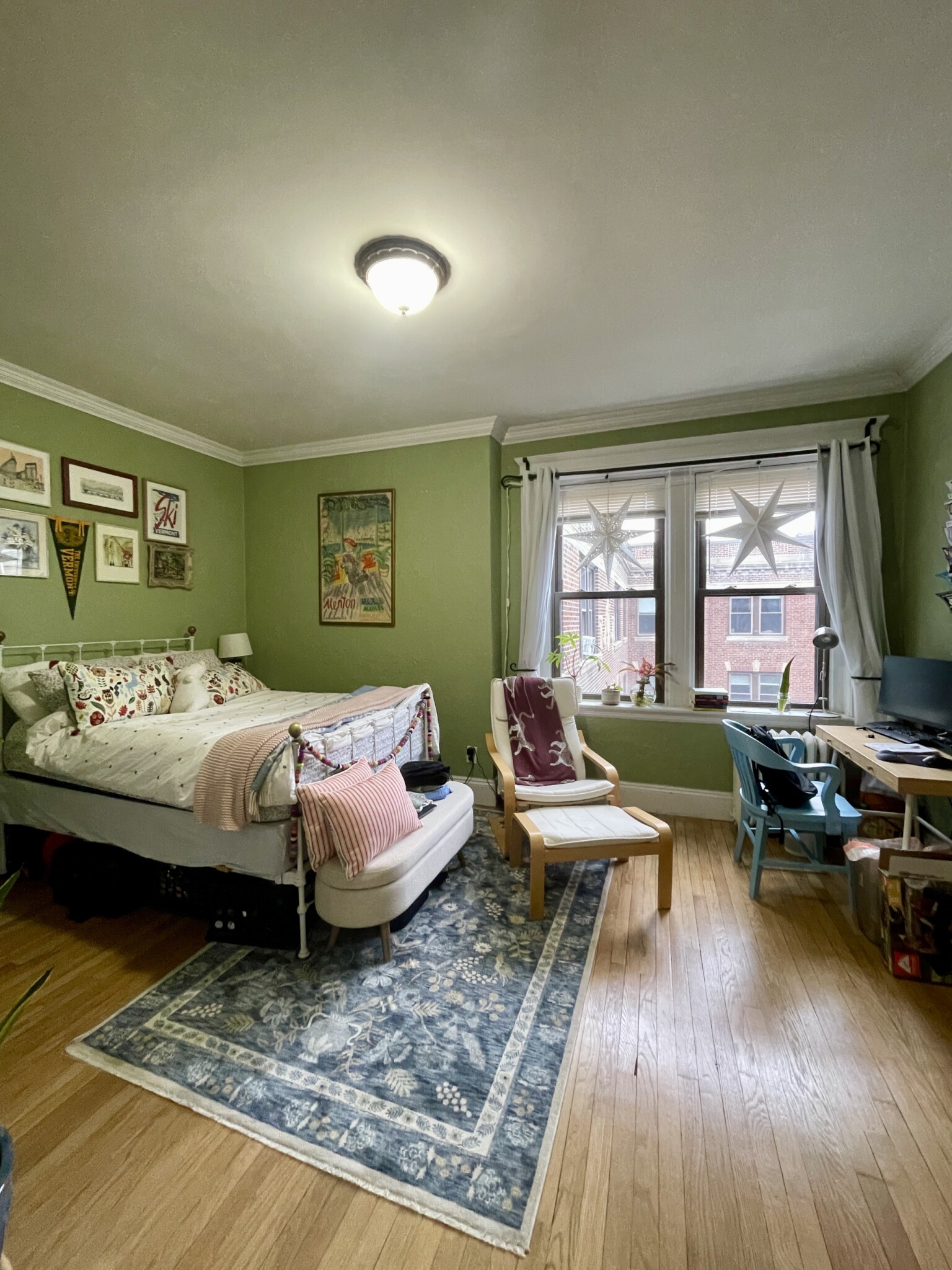 10 Greenway Ct, Coolidge Corner