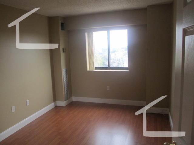 15 North Beacon St, Allston