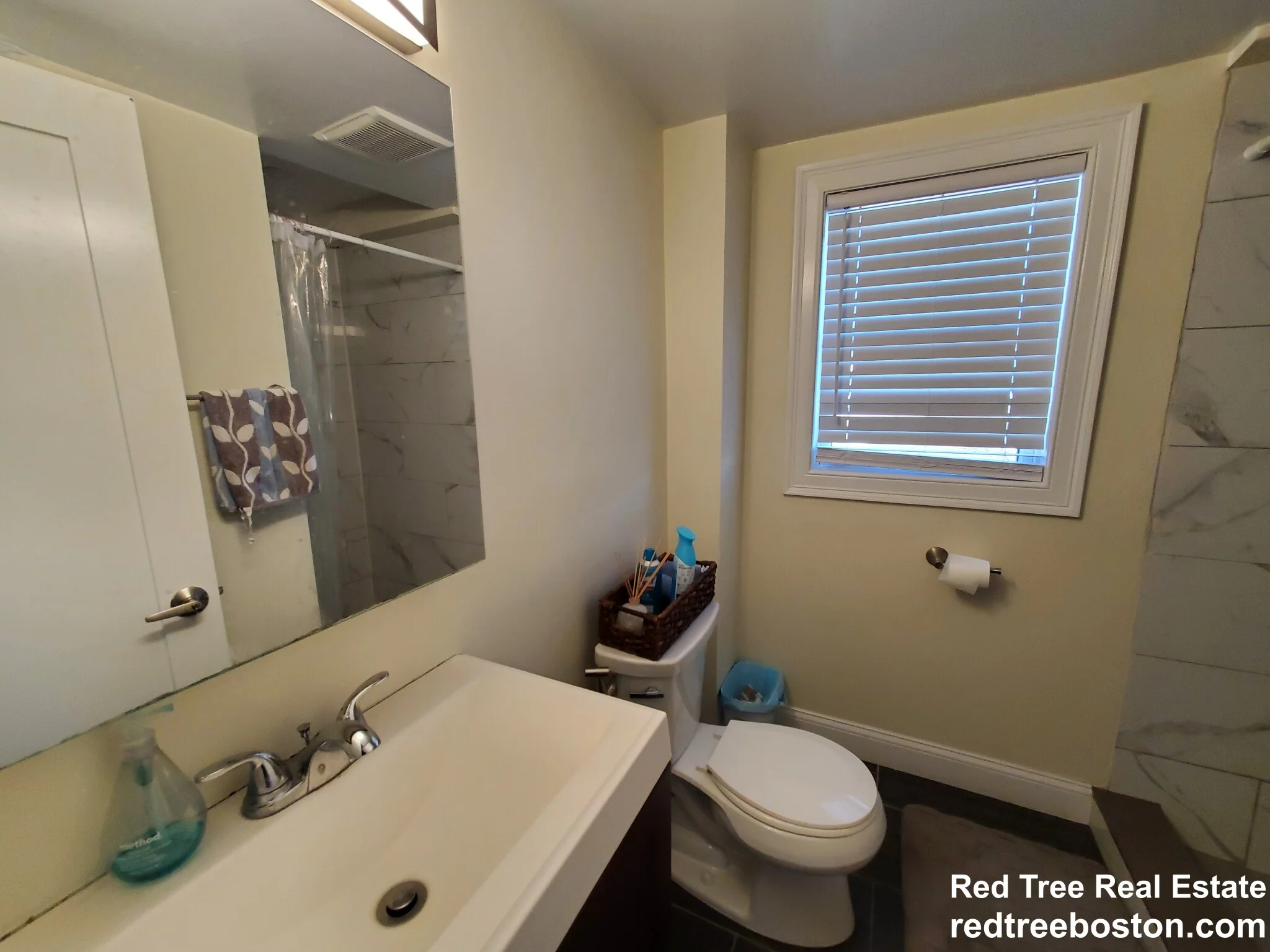 77 Rock Glen Rd, Medford