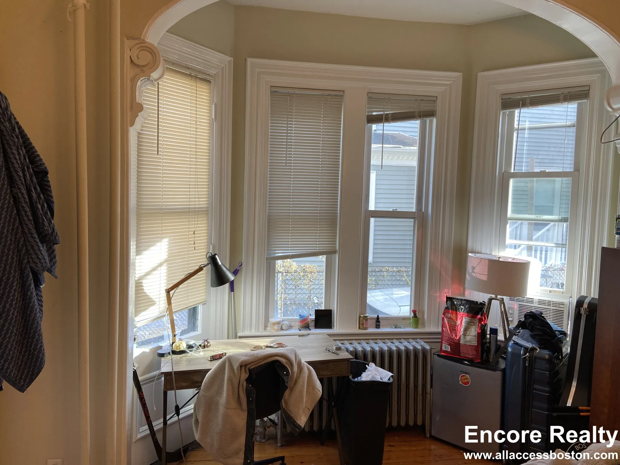 75 Alleghany St, Mission Hill