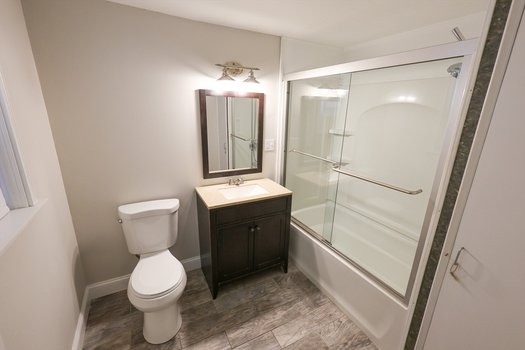 36 Winthrop St, Everett