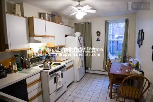 48 Garden St, Beacon Hill