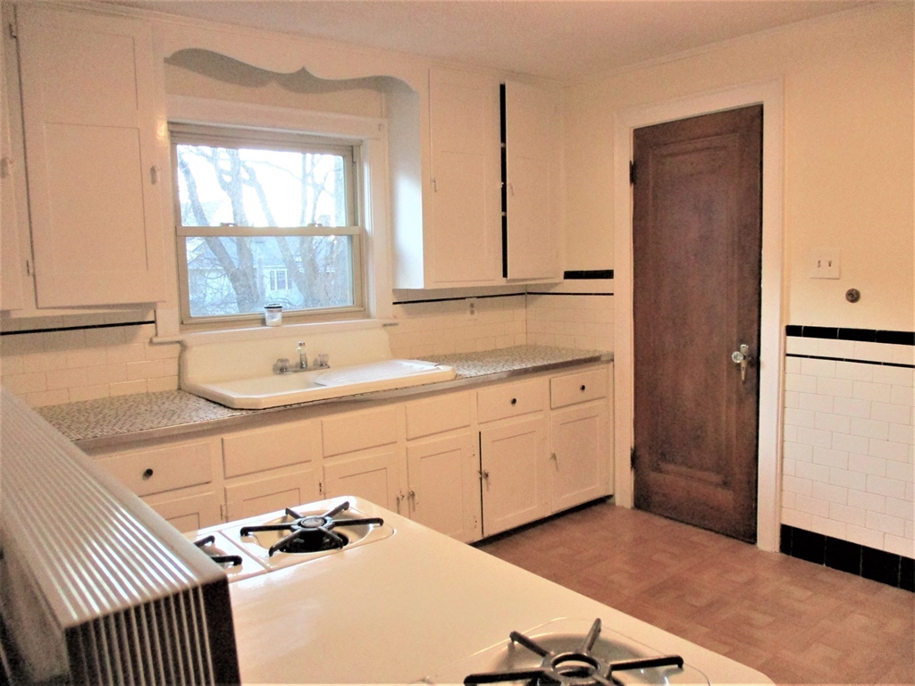 27 Ridgemont St, Allston