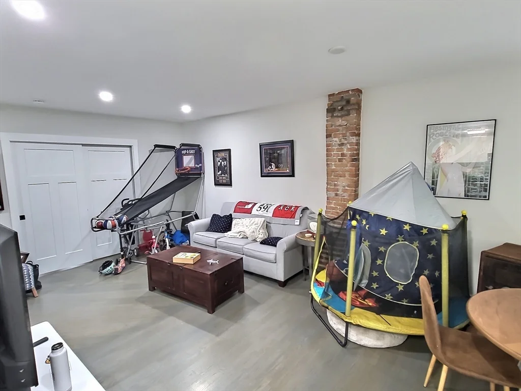 54 Telegraph, South Boston's Dorchester Heights