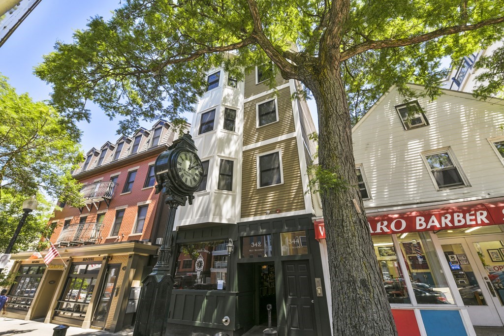 344 W Broadway, South Boston