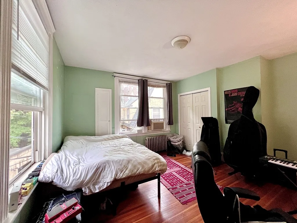 148 Strathmore Rd, Brighton