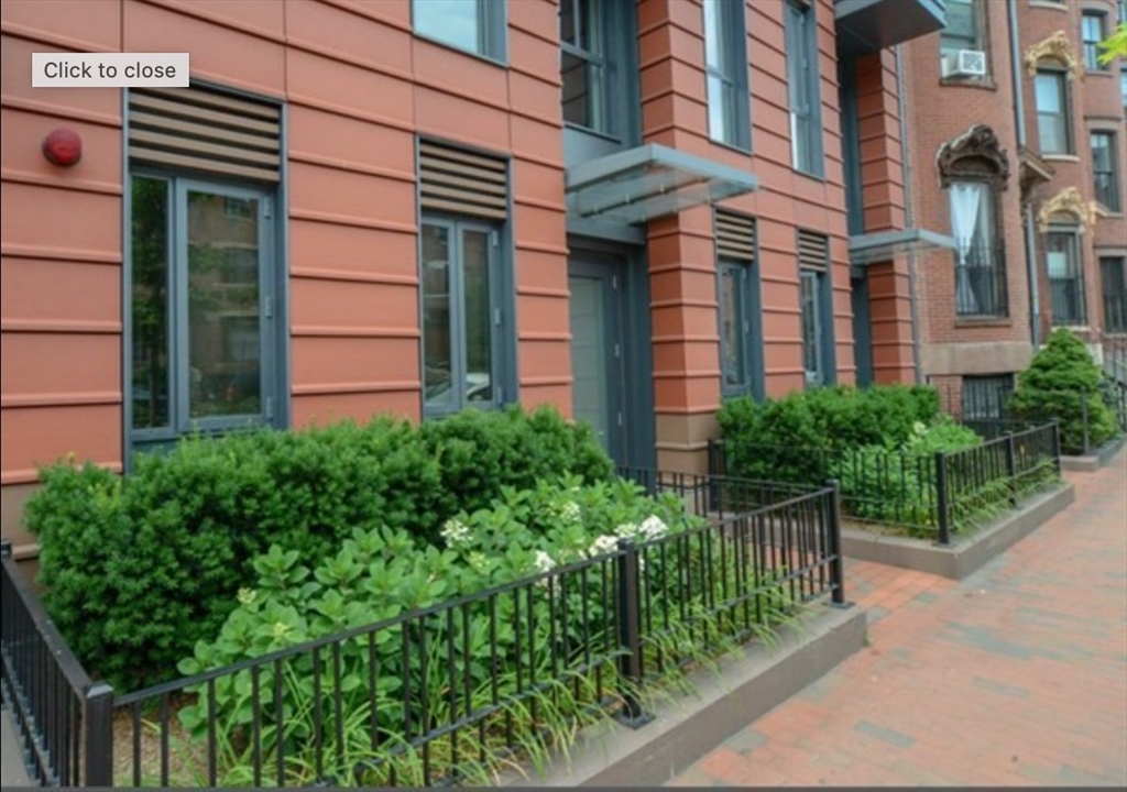 691 Massachusetts Ave, Roxbury