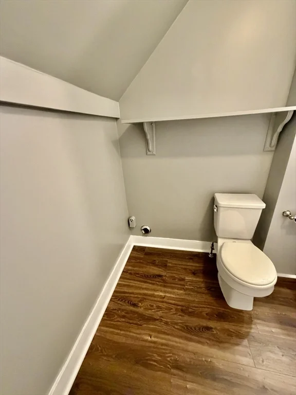 86 Maplewood Ave, Gloucester