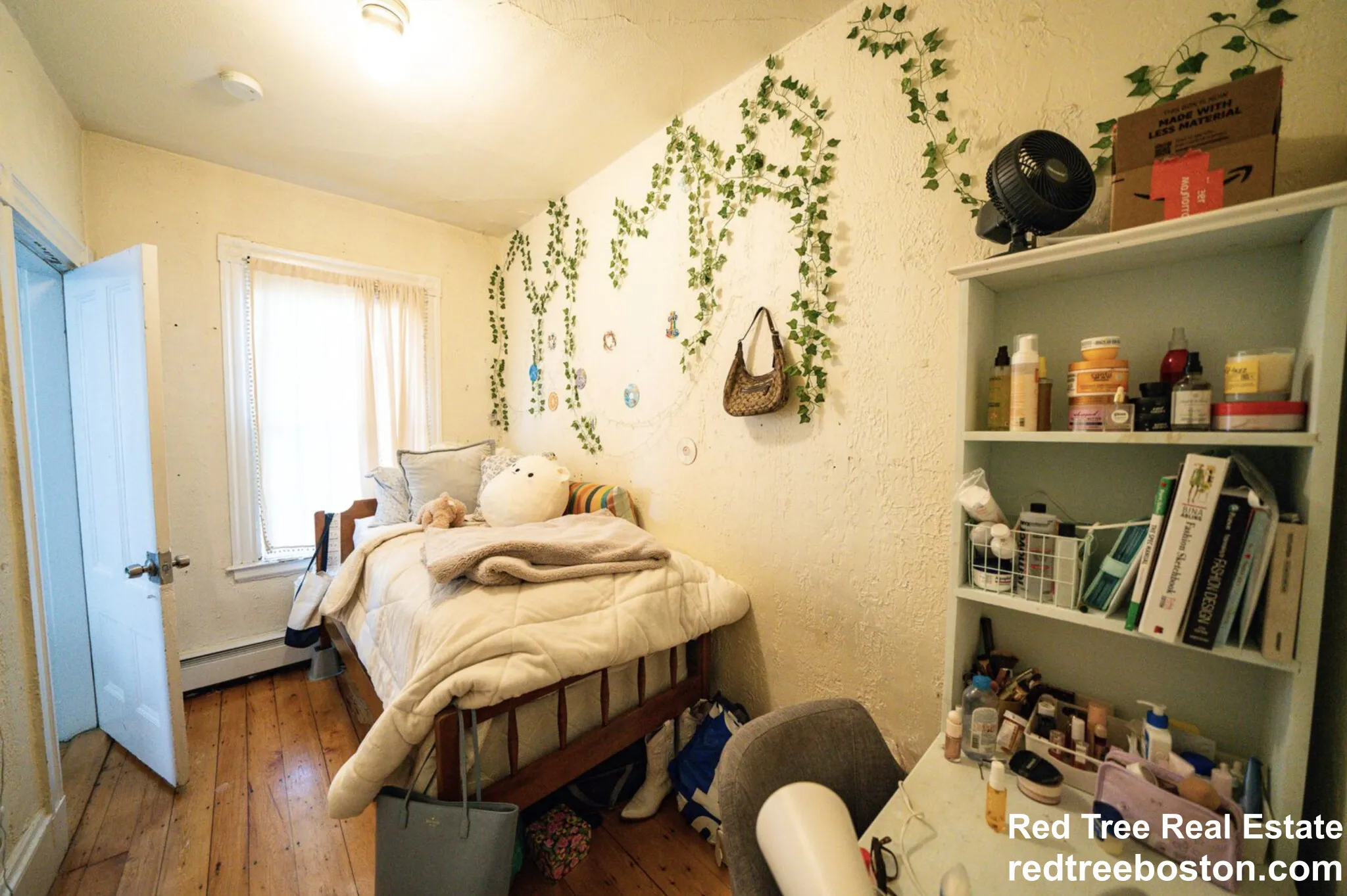 133 Saint Alphonsus St, Mission Hill