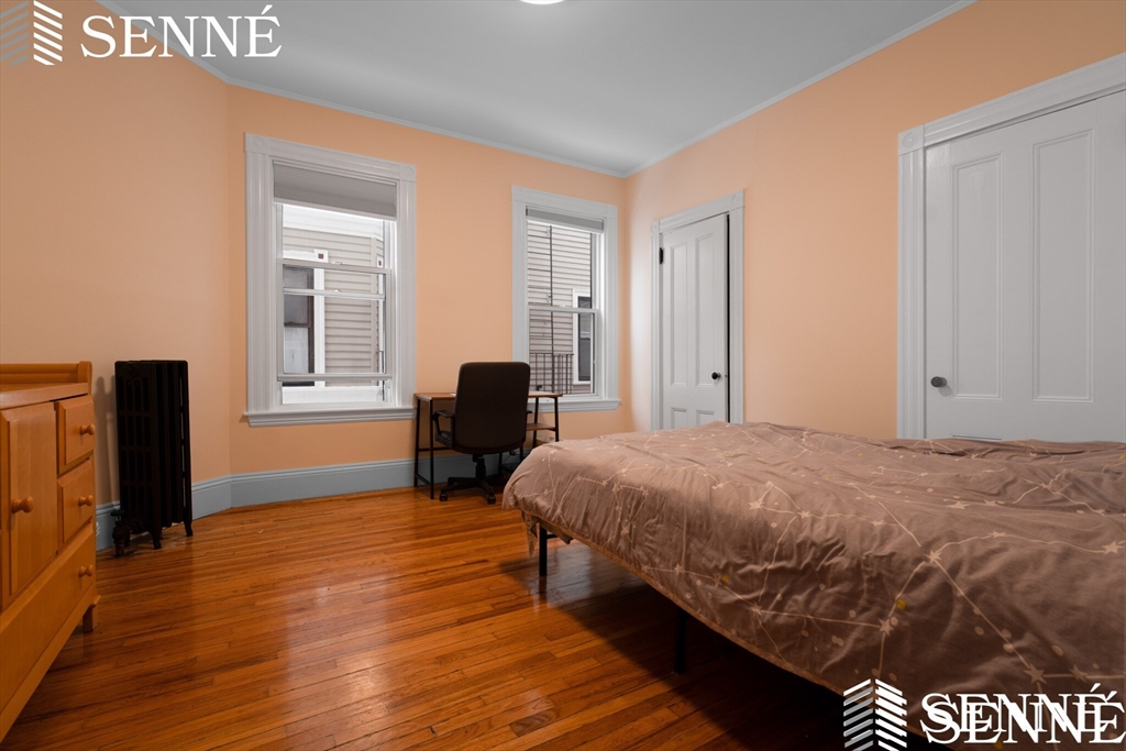 19 Trowbridge St, Mid-Cambridge