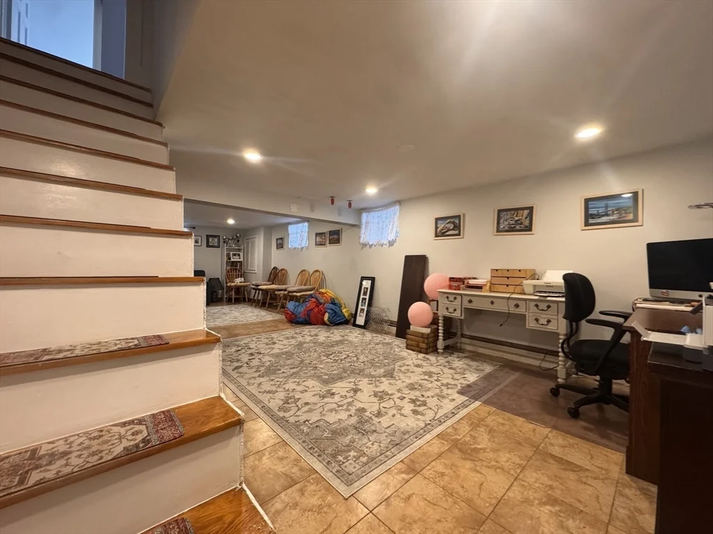 10-12 Webster St, Winchester