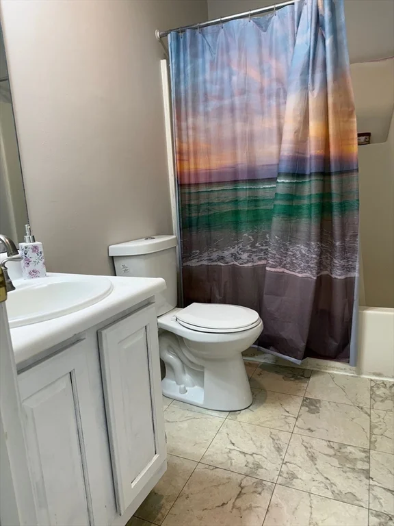 10 Ptarmigan Dr, Shrewsbury