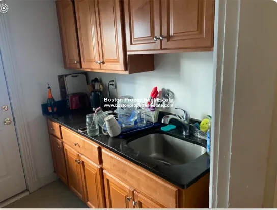 64 Charlesgate East, Fenway