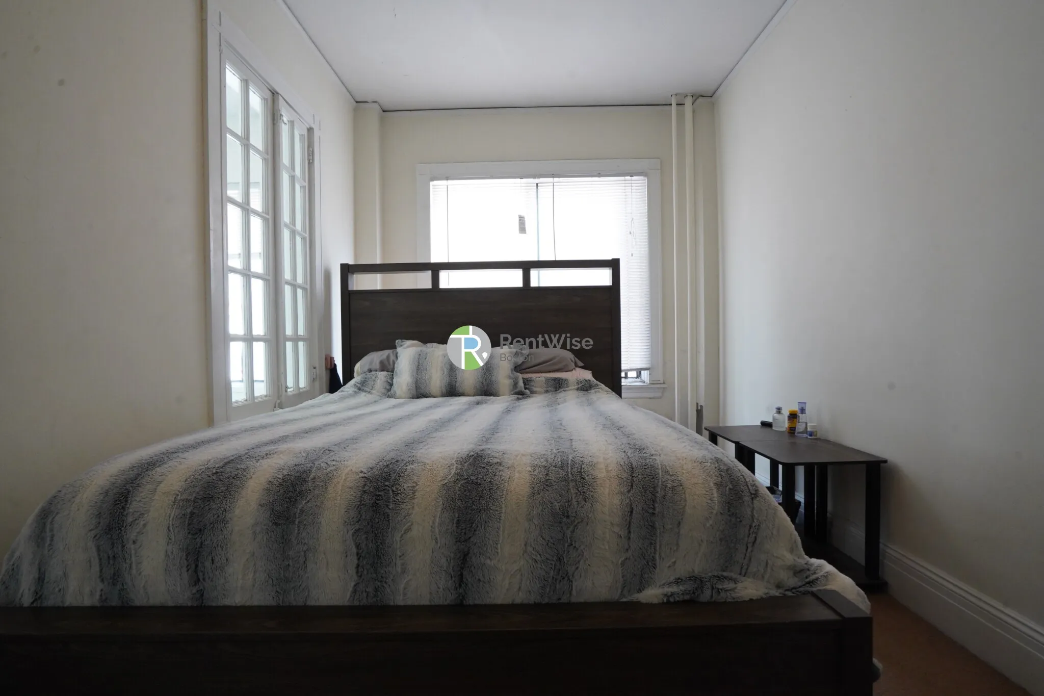 230 Walnut St, Newtonville