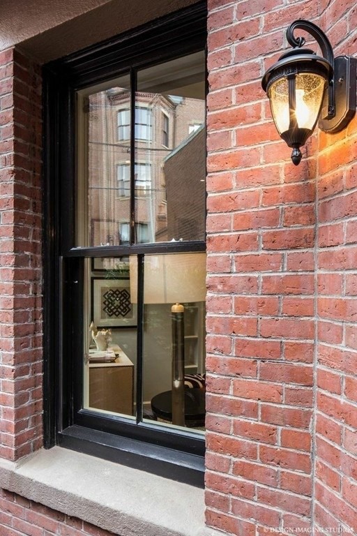 275 Marlborough St, Back Bay