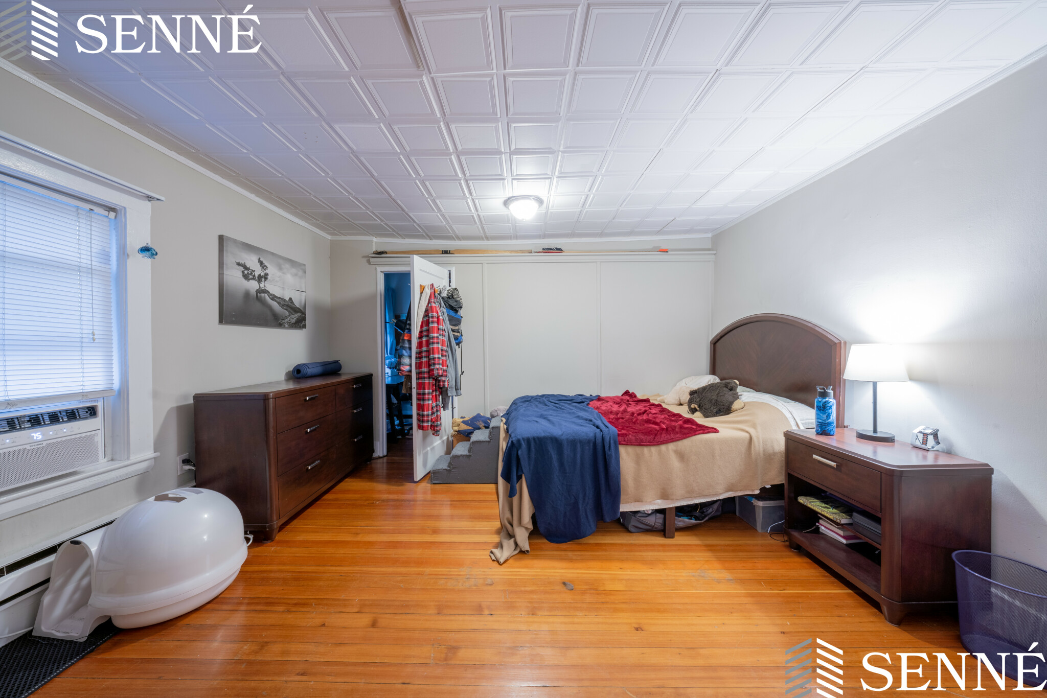 720 Massachusetts Ave, Riverside