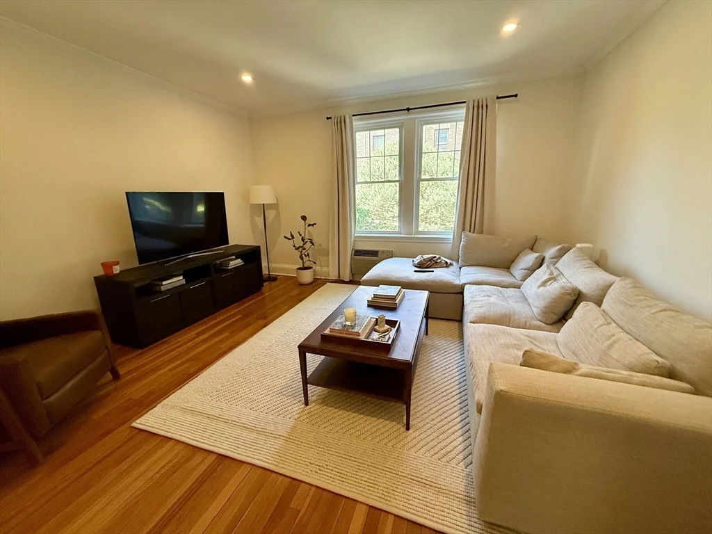 311 Tappan St, Beaconsfield