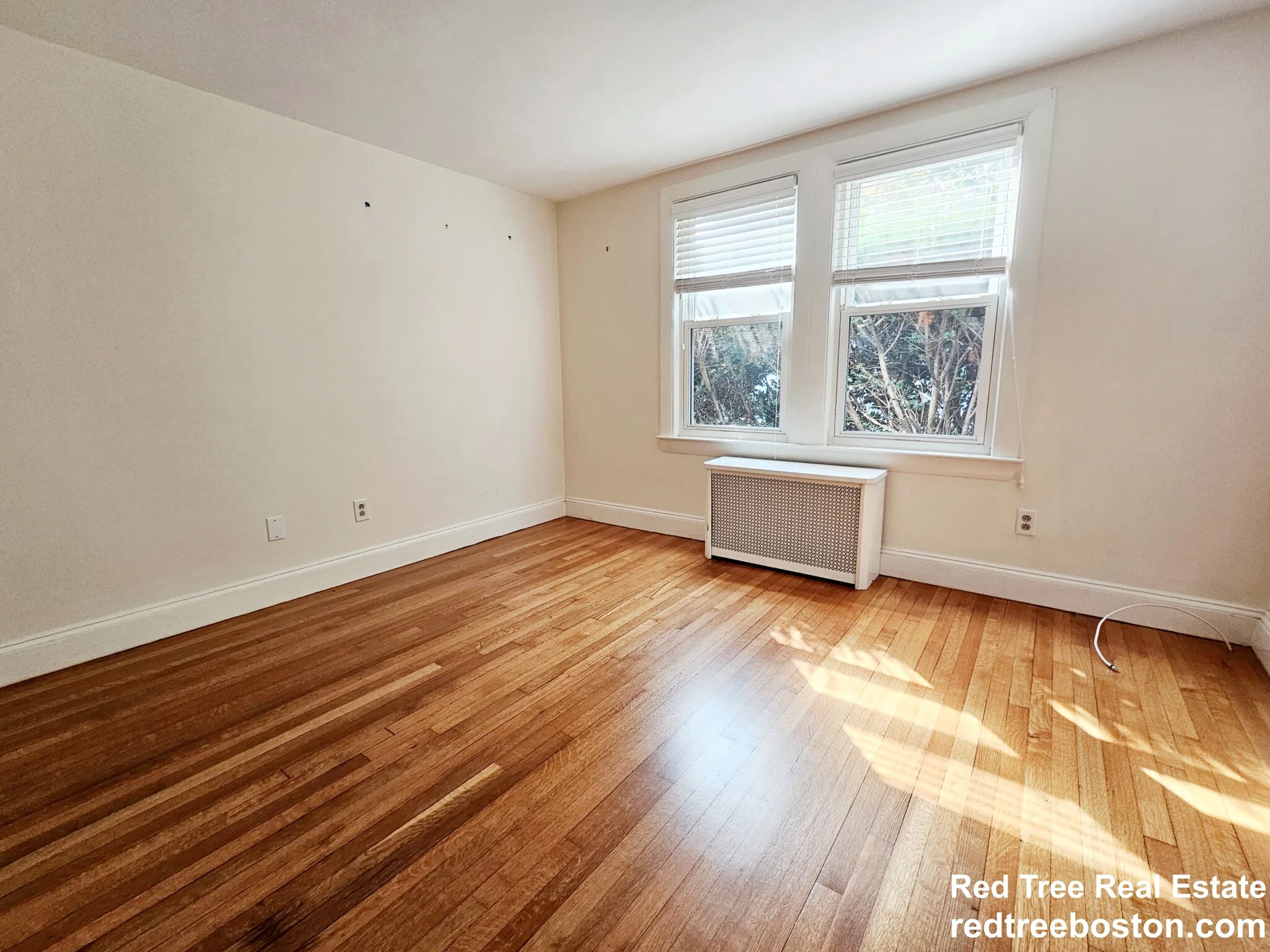 9 Keefe Ave, Newton Upper Falls