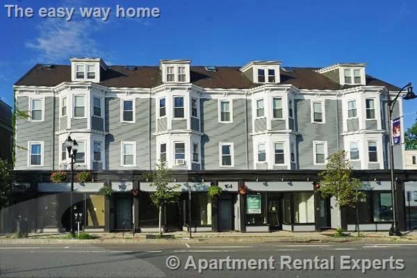 162 Broadway, East Somerville