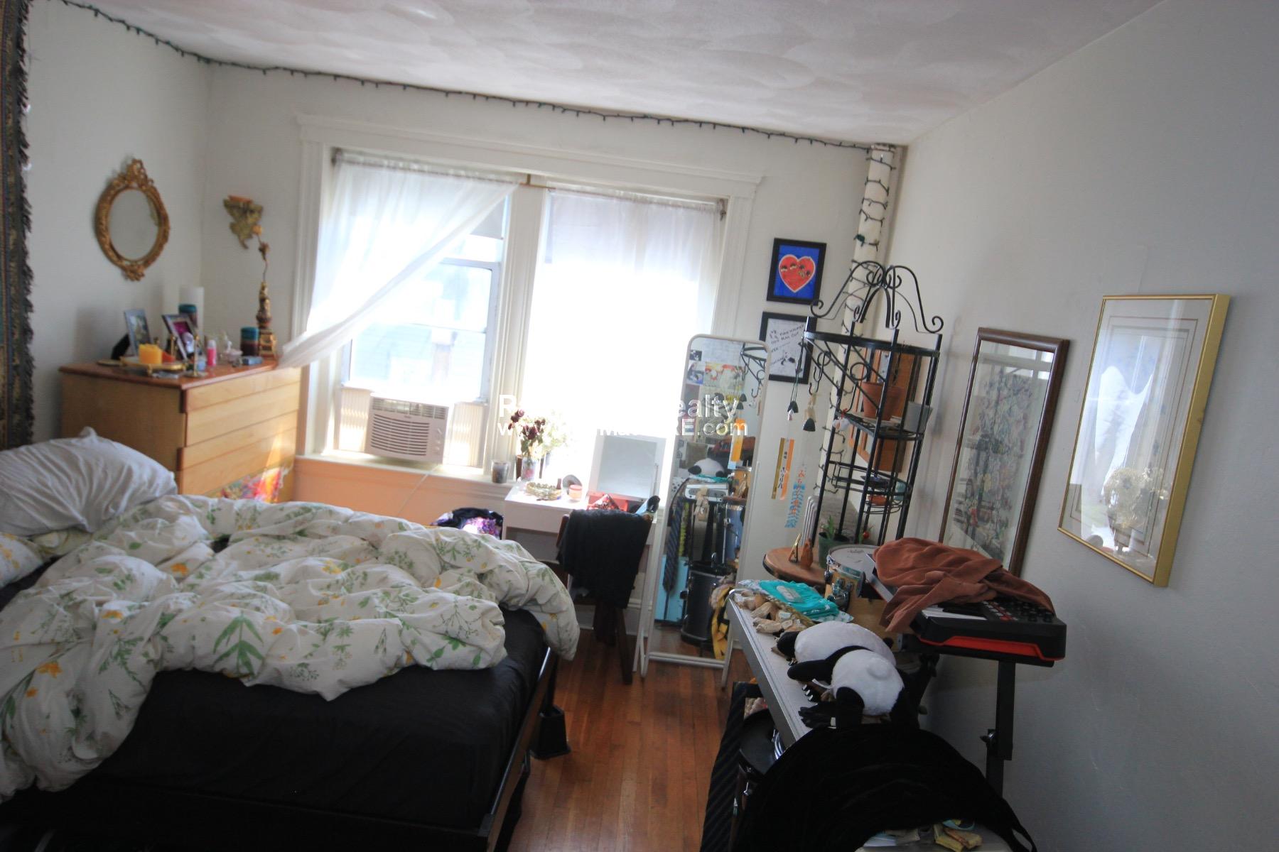 116 Washington St, Brighton