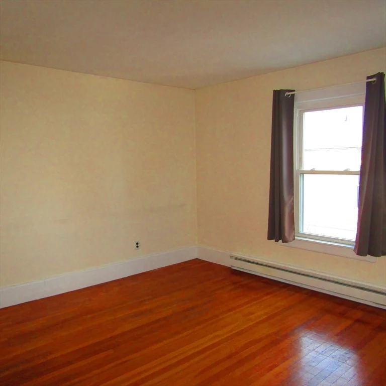 102 Vernon St, Northampton